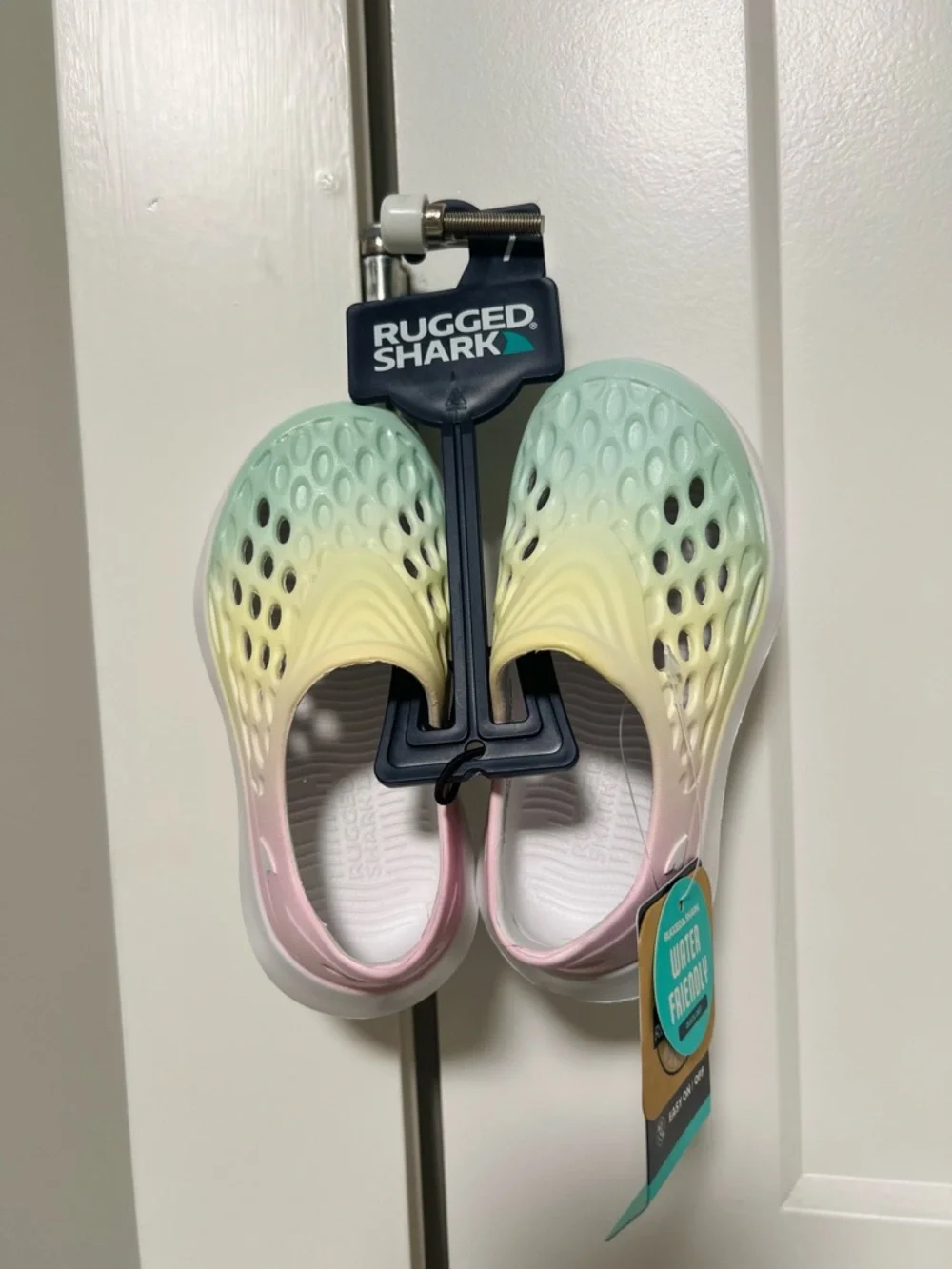 Rugged Shark Pastel Ombre Slip-On Water Shoes Clogs Size 7